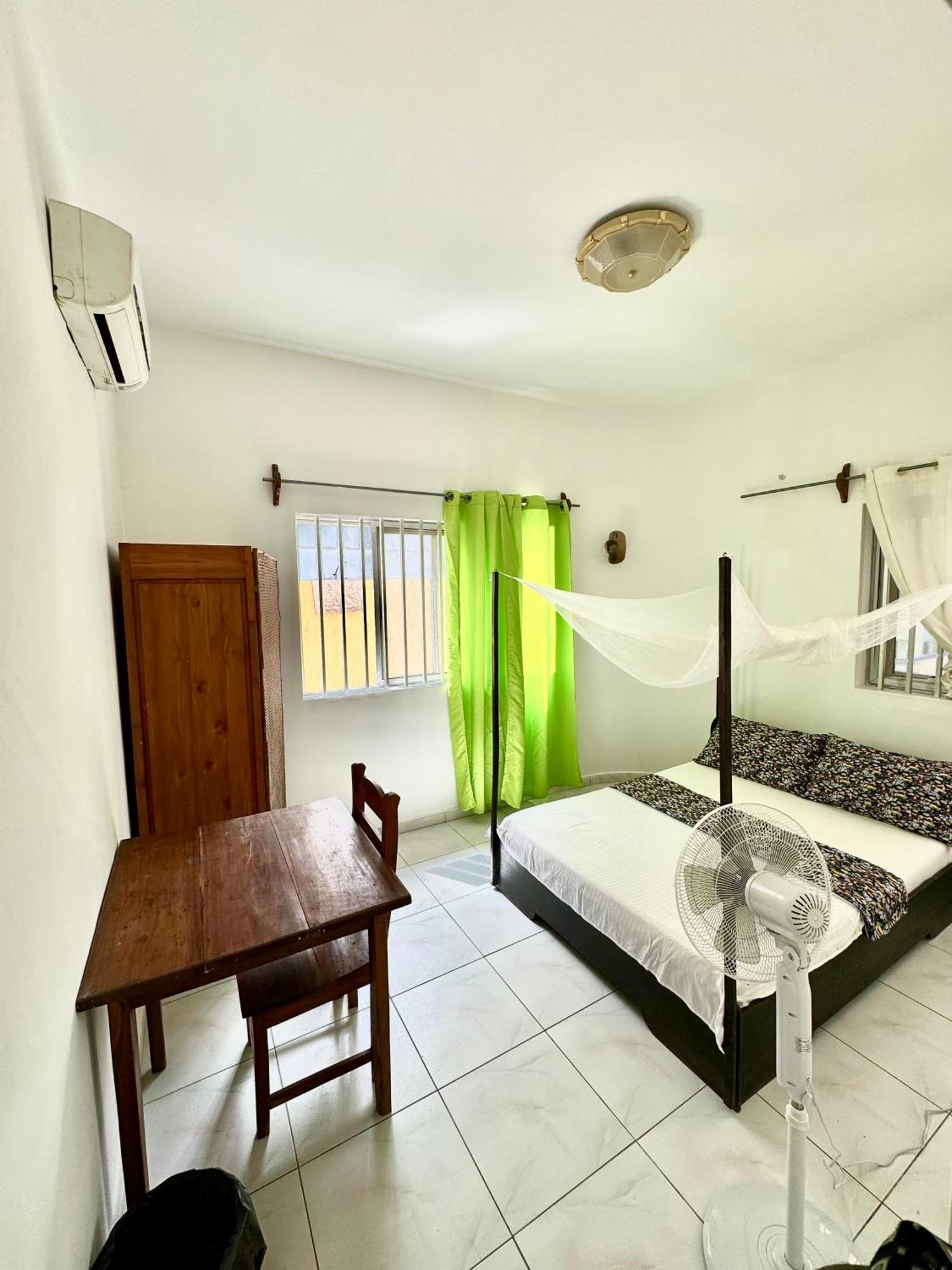 Guesthouse Cocotiers Cotonou Eksteriør bilde