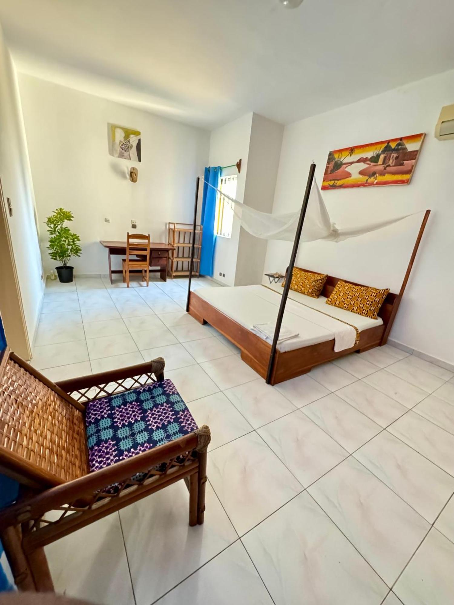 Guesthouse Cocotiers Cotonou Eksteriør bilde