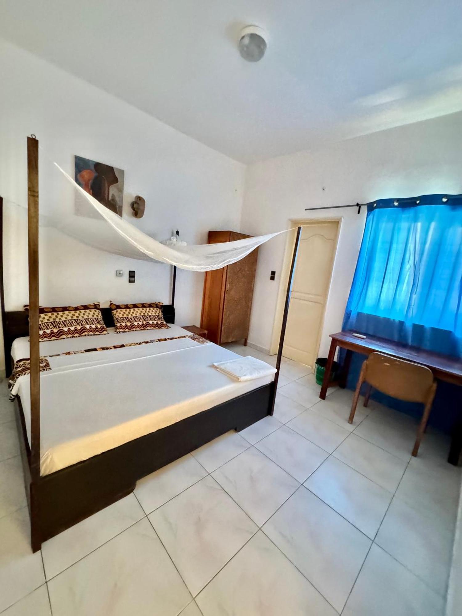 Guesthouse Cocotiers Cotonou Eksteriør bilde